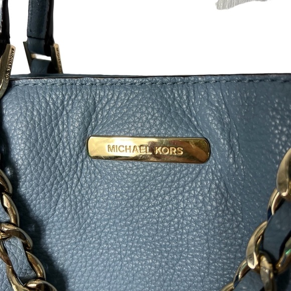 MICHAEL KORS HARPER LARGE EAST WEST LEATHER TOTE—minor flaw on strap - Picture 3 of 7